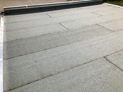 Fertige zweilagige Bitumenabdichtung